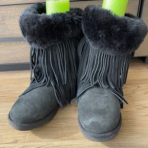 Kookaburra Black Fringe Boots, Sz 9
